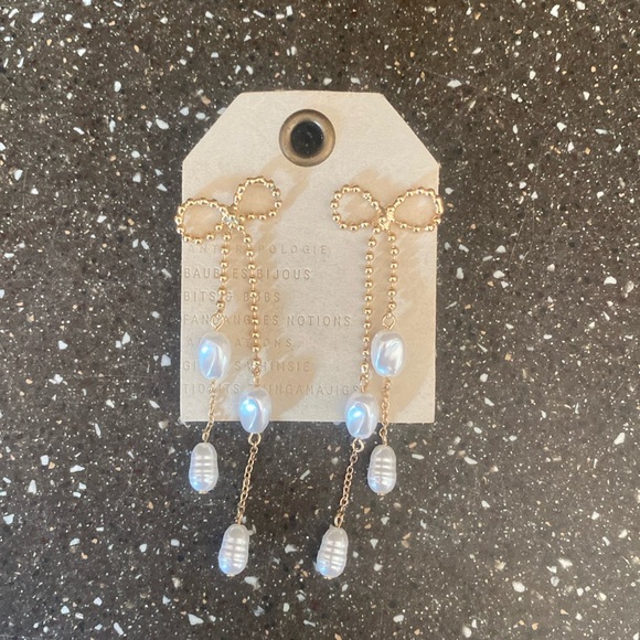 Anthropologie Bow Earrings - Picture 1 of 2